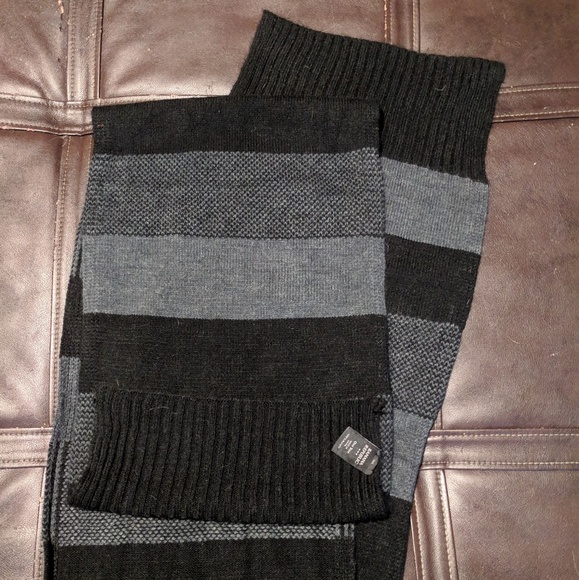 Banana Republic Scarf - Picture 1 of 1